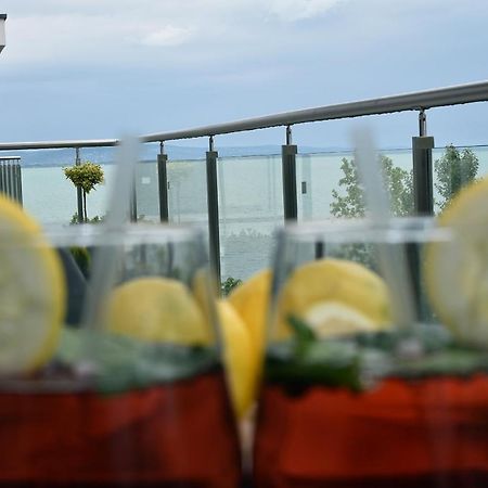 Limerence Apartments Шиофок Экстерьер фото