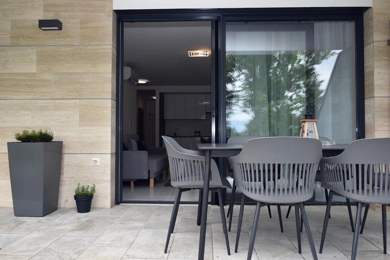 Limerence Apartments Шиофок Экстерьер фото