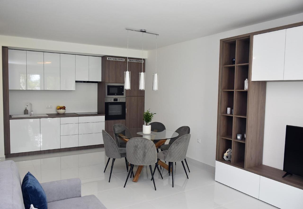 Limerence Apartments Шиофок Экстерьер фото