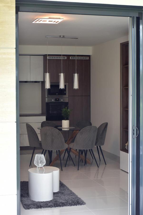 Limerence Apartments Шиофок Экстерьер фото